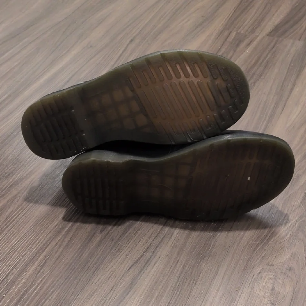 Dr. Martens Chelsea Boots - Picture 5 of 7